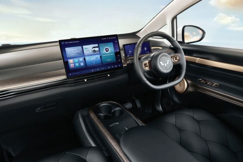 WUling cloud interior