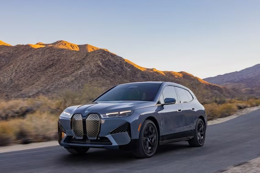 2024 BMW iX