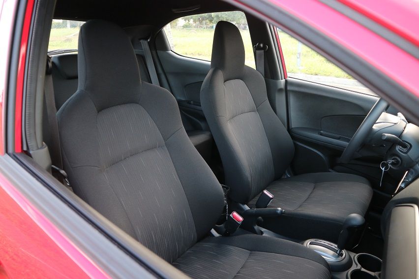 Honda Brio V CVT by Juan Paulo Papa 11