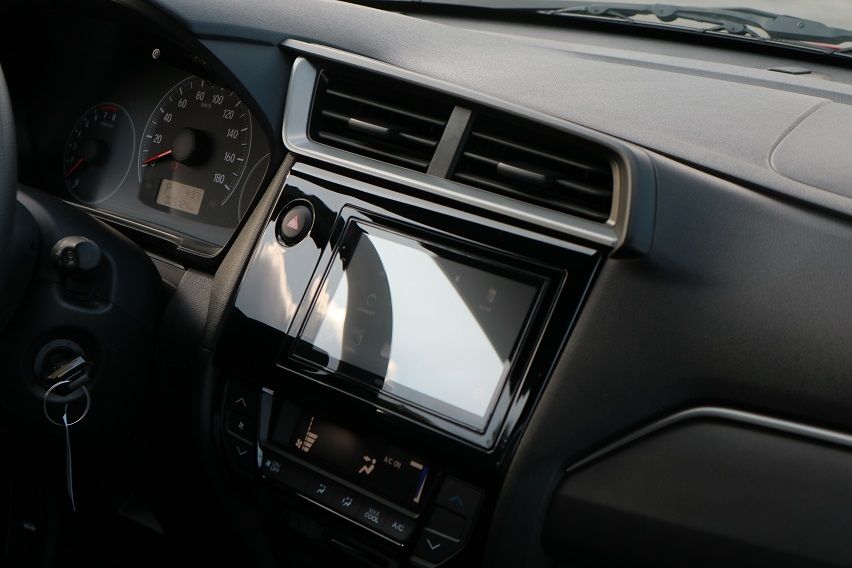 Honda Brio V CVT by Juan Paulo Papa 10