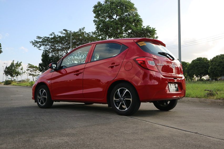 Honda Brio V CVT by Juan Paulo Papa 5