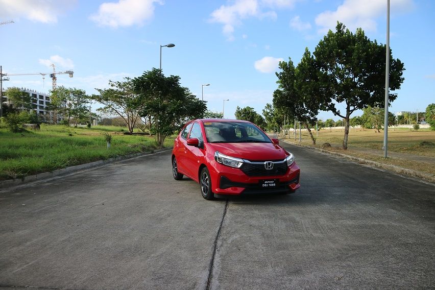 Honda Brio V CVT by Juan Paulo Papa 1