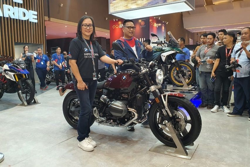 BMW Motorrad Indonesia Meluncurkan R 12