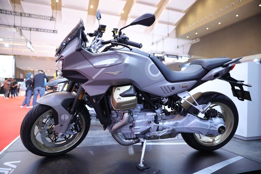 Moto Guzzi V100 Mandello