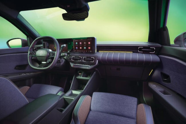 Renault 5 EV interior