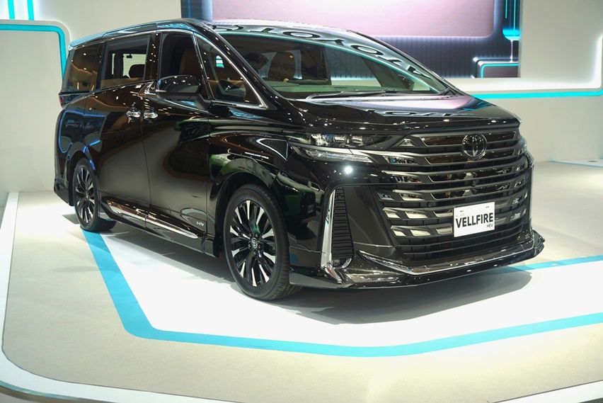 toyota vellfire HEV