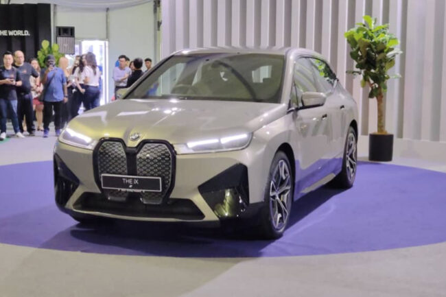 BMW iX xDrive50 Sport