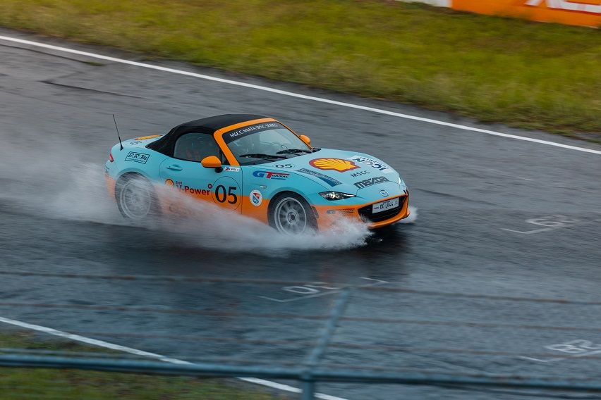 Mazda MX-5 Spec Series race car