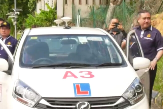 Anthony Loke e Testing