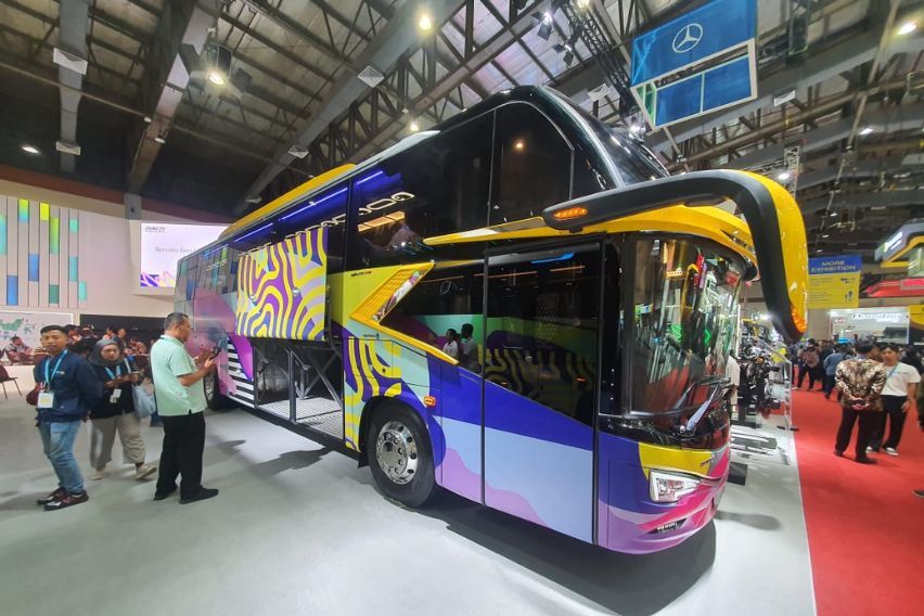 Mercedes-Benz Giicomvec