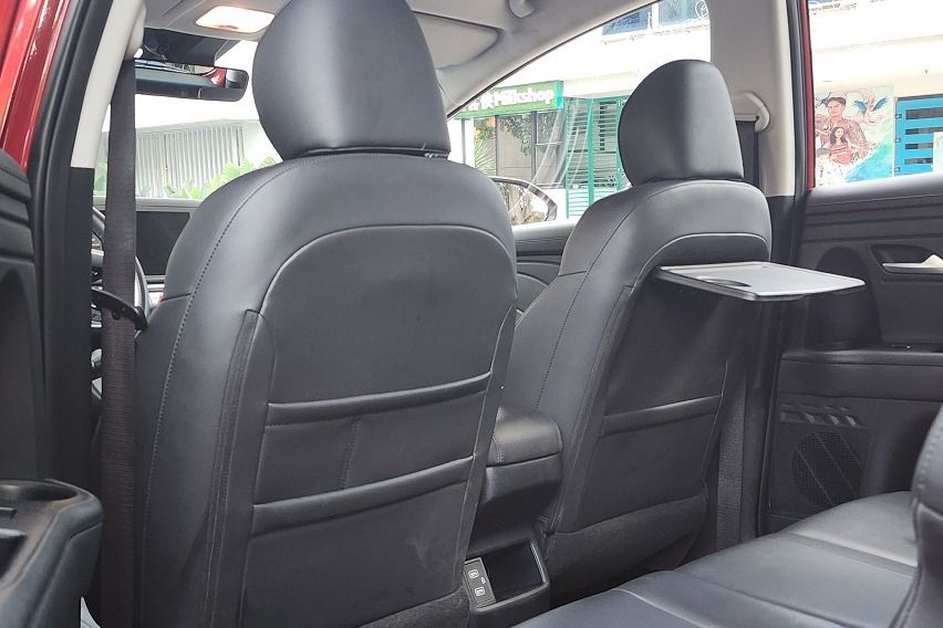 Hyundai Stargazer GLS Premium