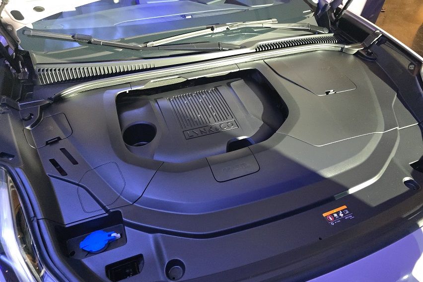 Lynk and Co 06 by Ruben Manahan IV