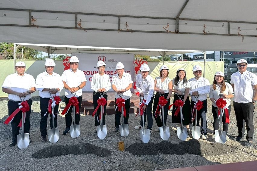 Honda Cars Tacloban Groundbreaking Ceremony - Group Photo.JPG