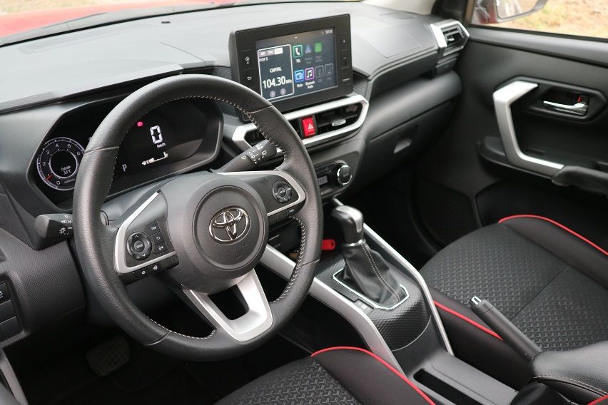 Toyota Raize by Juan Paulo Papa 12