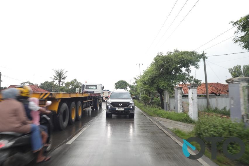 Wuling Almaz RS Hybrid