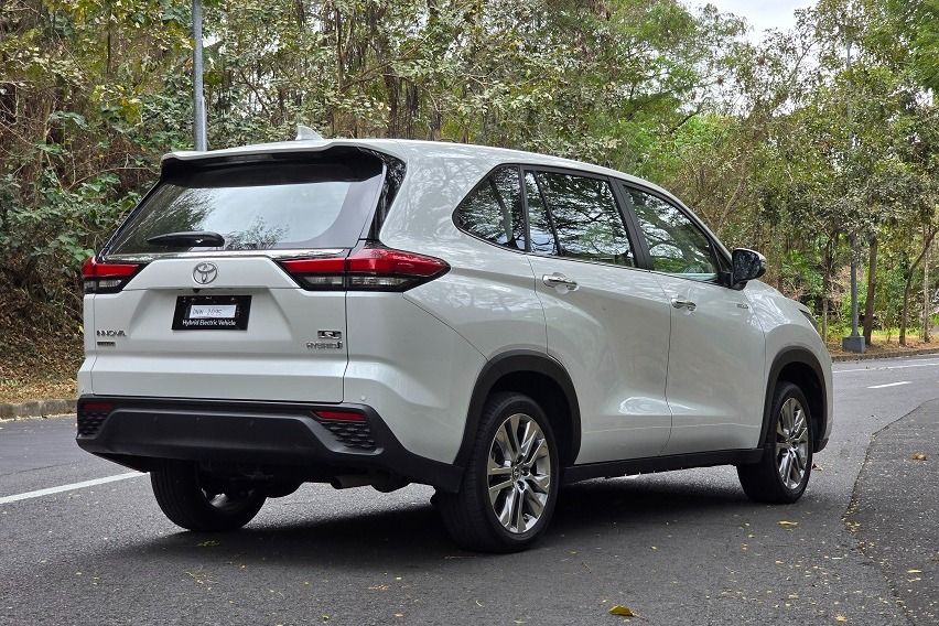 Toyota Zenix Q Hybrid