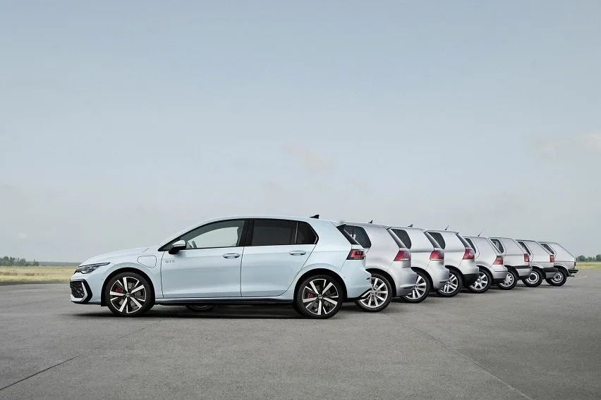Volkswagen Golf มีอายุครบ 50 ปีแล้ว