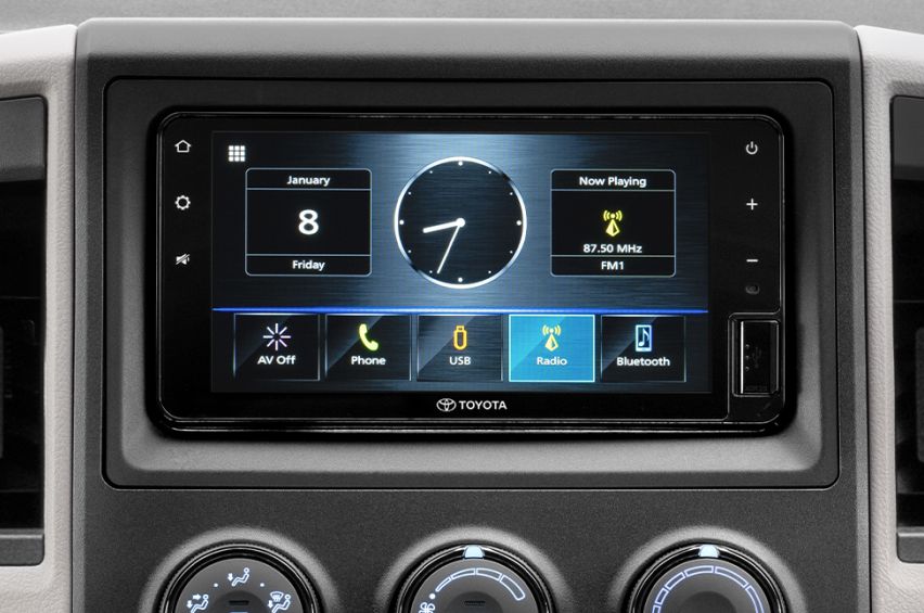  Toyota Hiace SLWB 10-seater van 