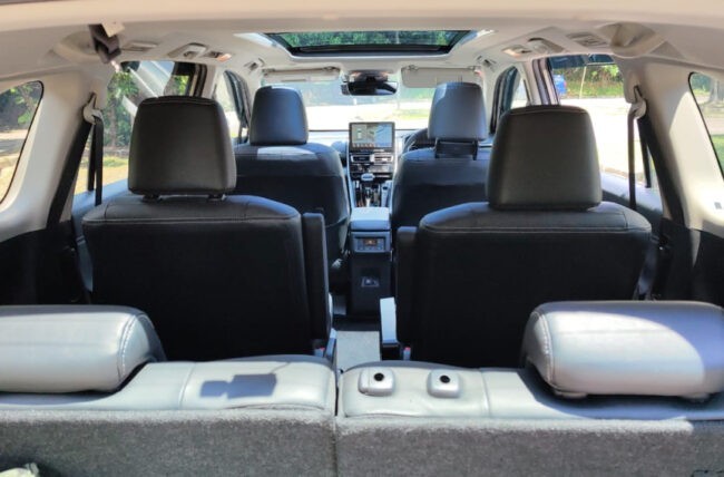 Toyota Zenix hybrid interior