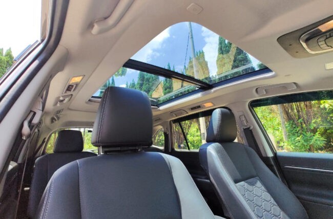 Toyota Innova Zenix hybrid panoramic roof