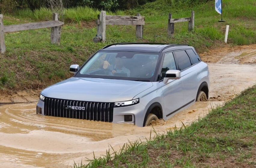 First impressions: JAECOO J7 off-road superiority unleashed - it really is a do it all SUV!