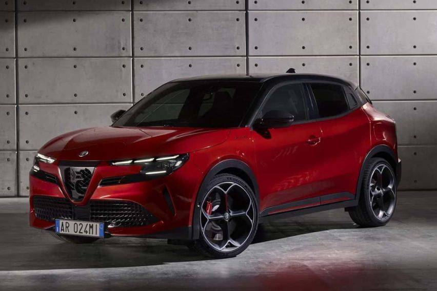 Alfa Romeo Junior SUV ที่หรูหราเป็น EV คันแรกของแบรนด์