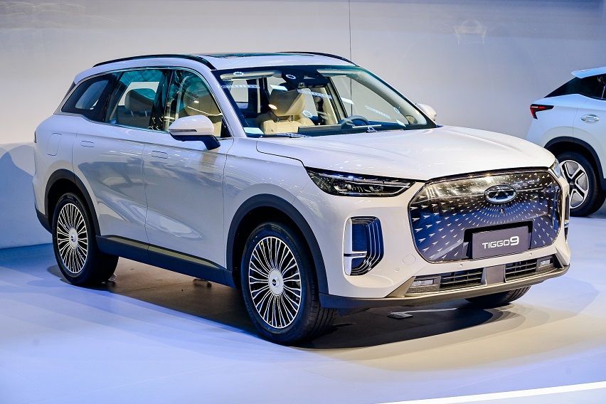 Chery Tiggo 9 PHEV at Auto China 2024 from Chery