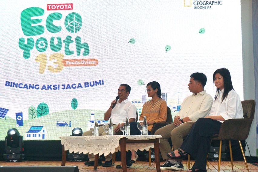 kick off Toyota Eco Youth ke-13