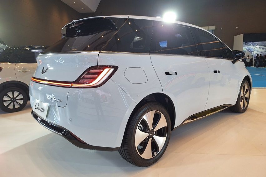 Wuling Cloud EV