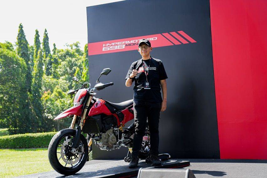 Ducati Luncurkan Dua Moge Baru di Candi Prambanan