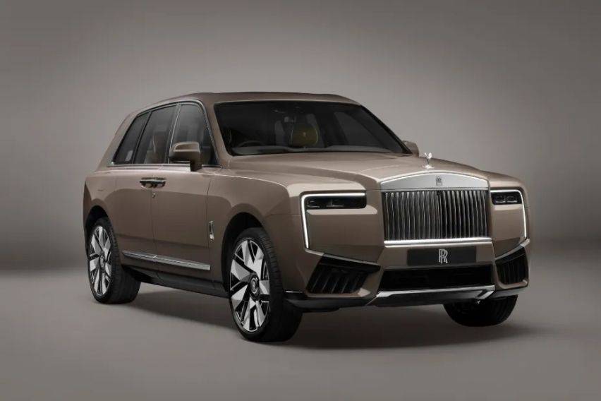 เผย Rolls Royce Cullinan รุ่นปรัมโฉมใหม่