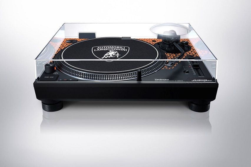 Lamborghini Technics Turntable 4