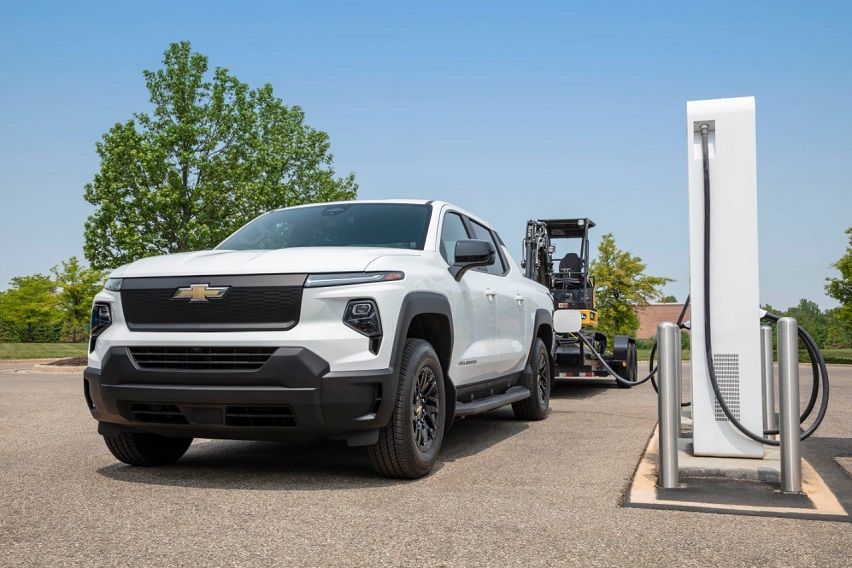 2024 Silverado EV WT