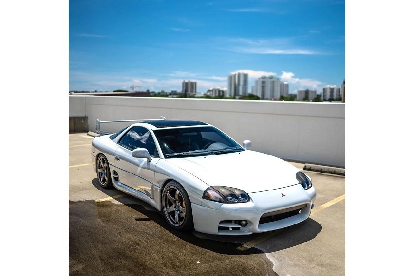 Mitsubishi 3000GT from Reddit User ReturnOneWayTicket