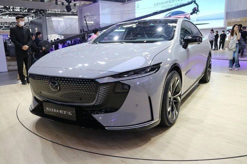 Mazda เผยโฉม EZ-6 EV ที่งาน Auto China 2024  