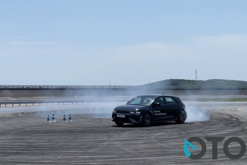 Hyundai Ioniq 5 drift