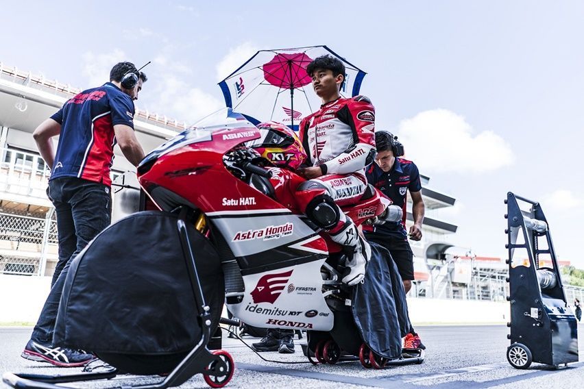Pembalap Astra Honda Siap Bertanding di Moto3 GP Catalunya