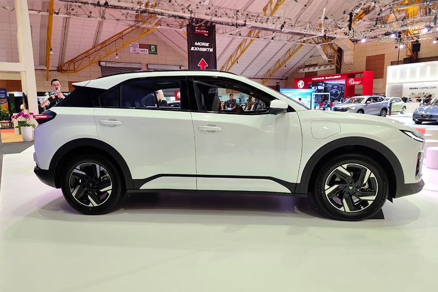 Neta X battery-electric SUV