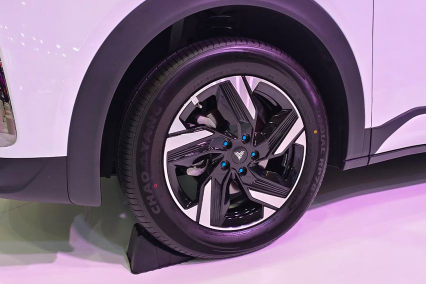 Neta X battery-electric SUV