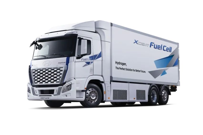 Mercedes-Benz Xcient Fuel Cell Truck