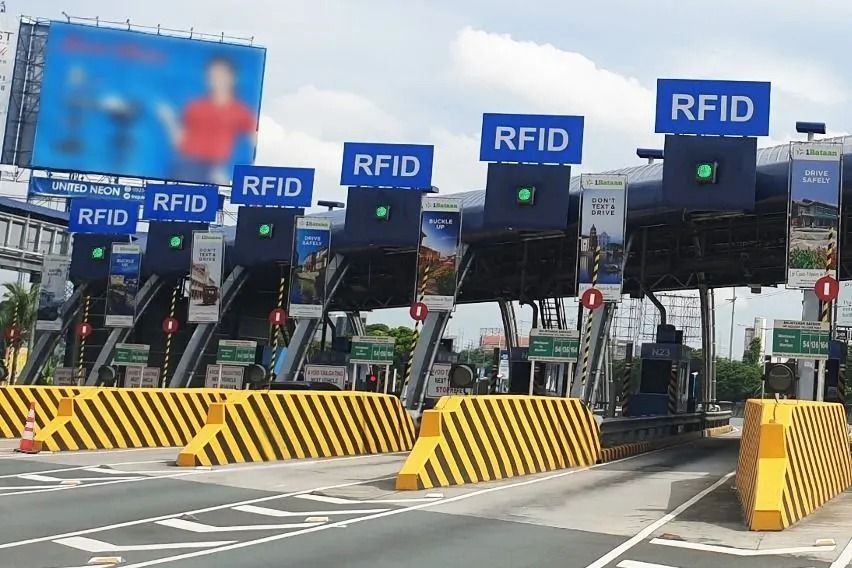 NLEX toll booth