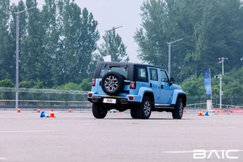 BAIC BJ40 City Hunter