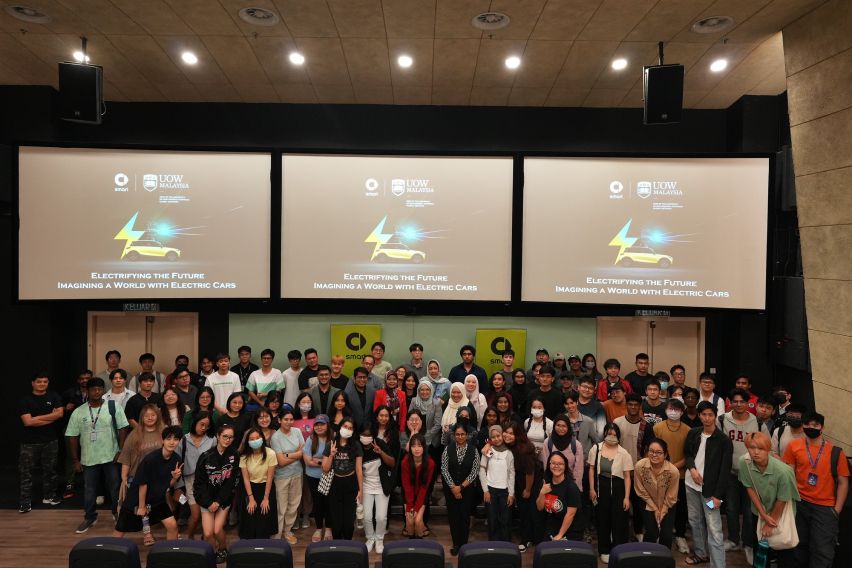 smart Malaysia launched a short video competition in conjunction with UOW Malaysia