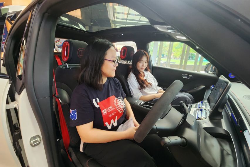 smart Malaysia launched a short video competition in conjunction with UOW Malaysia