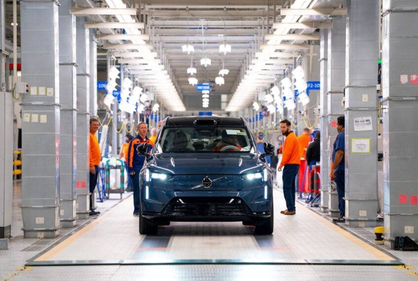 Malaysia-bound Volvo EX90 production begins in the US; deliveries to start in H2 2024