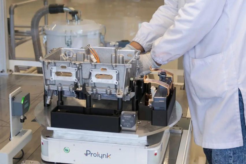 Horse Powertrain engine development