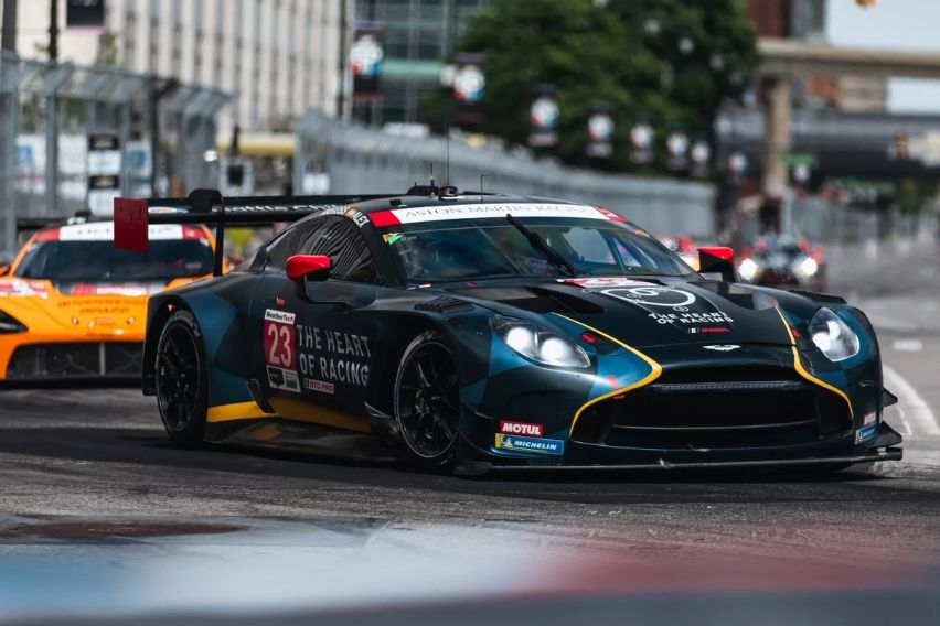 Aston Martin GT3 The Heart of Racing team