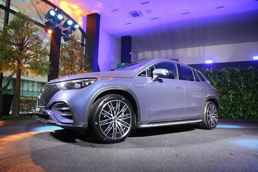 Mercedes-Benz EQE SUV