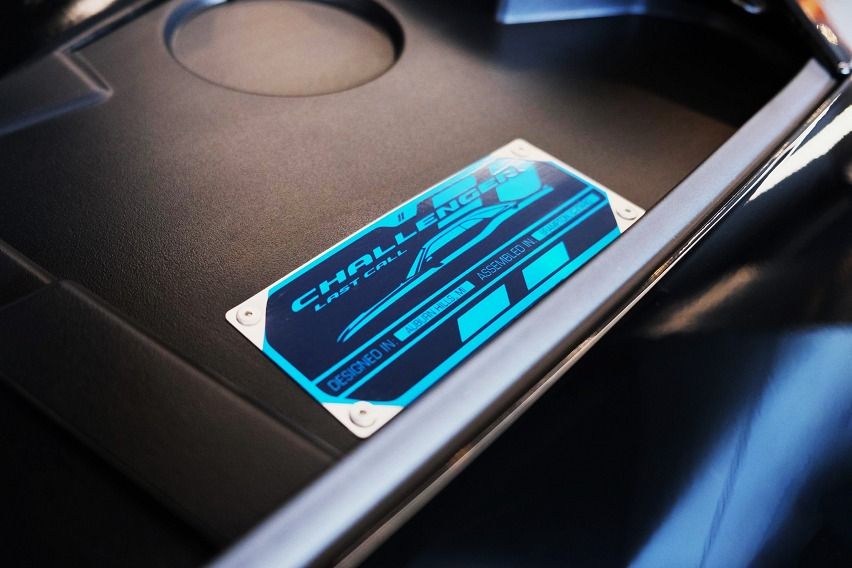 Dodge Challenger Last call Badge