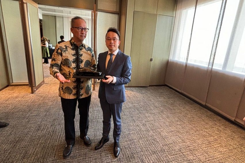 Neta dan Menperin di Beijing